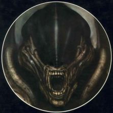 Haga click para ver la imagen ampliada giger09.jpg